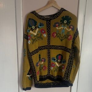 Vintage Floral Patterned Sweater